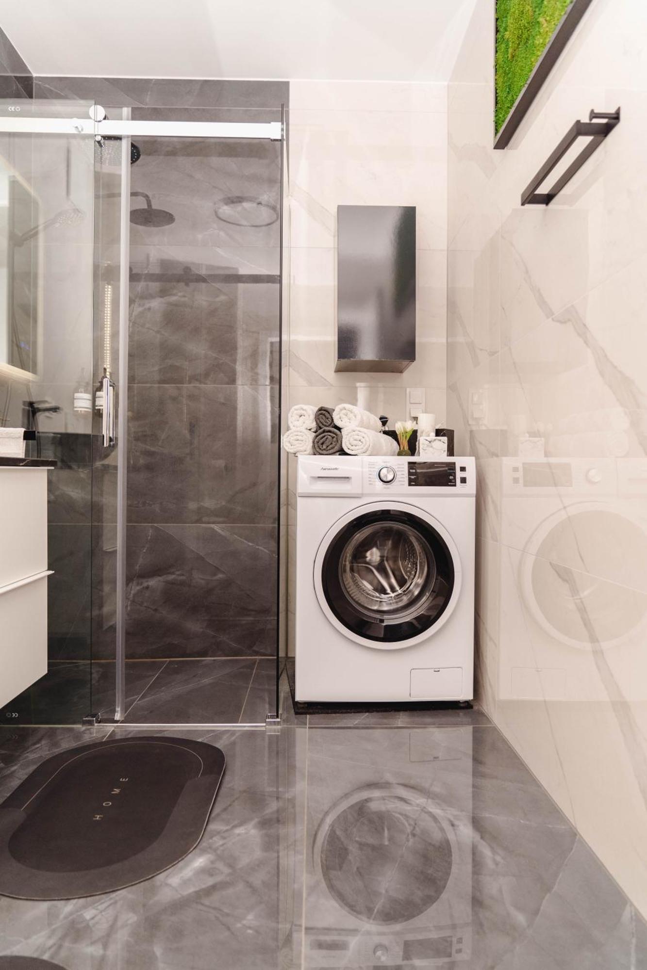 10 Minutes To The Center, 2 Minutes To The Metro Apartment Vienna Luaran gambar